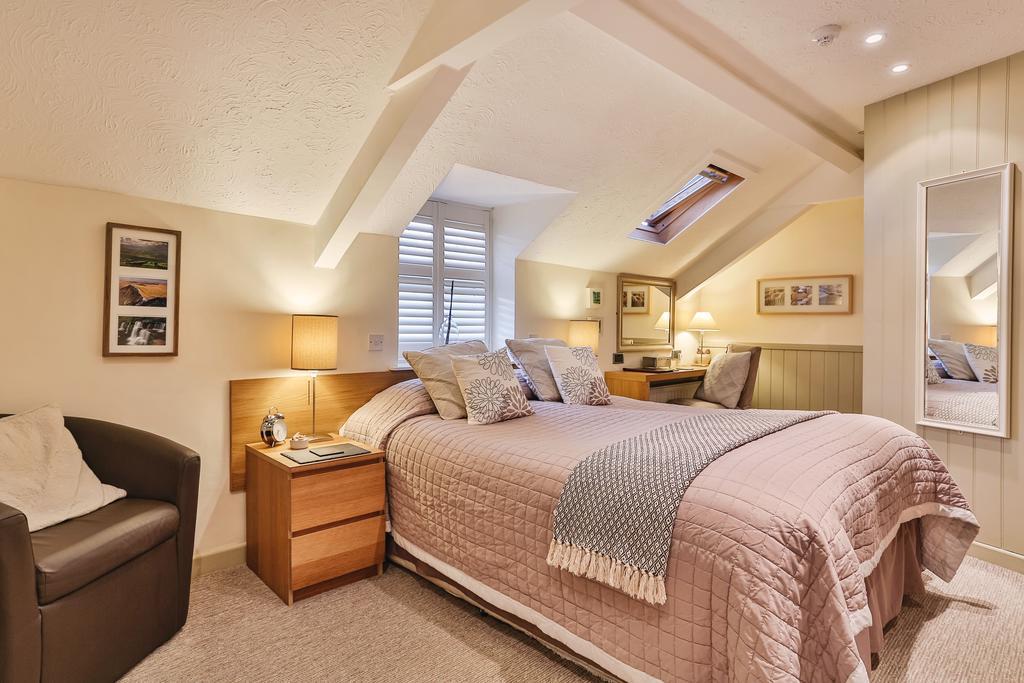 The Coach House Brecon Hotel ภายนอก รูปภาพ