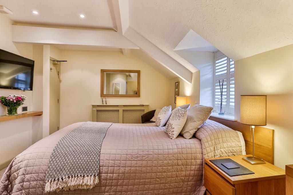 The Coach House Brecon Hotel ภายนอก รูปภาพ