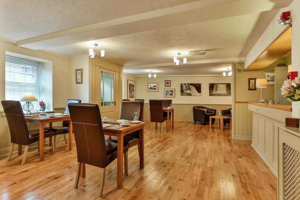The Coach House Brecon Hotel ภายนอก รูปภาพ